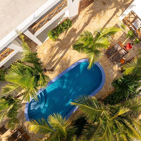 Karibu Beach Resort Pongwe Luaran gambar
