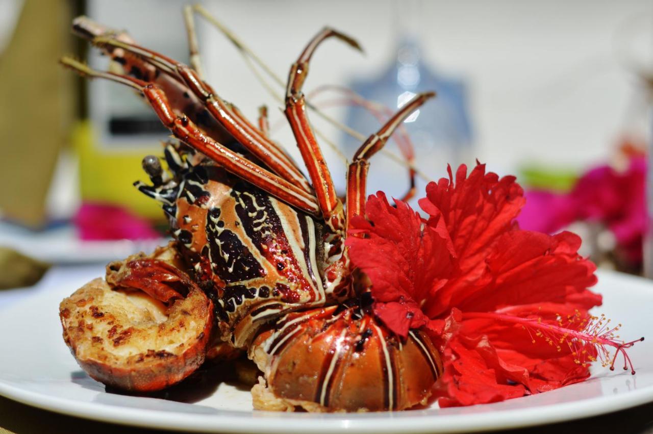 Karibu Beach Resort Pongwe Luaran gambar