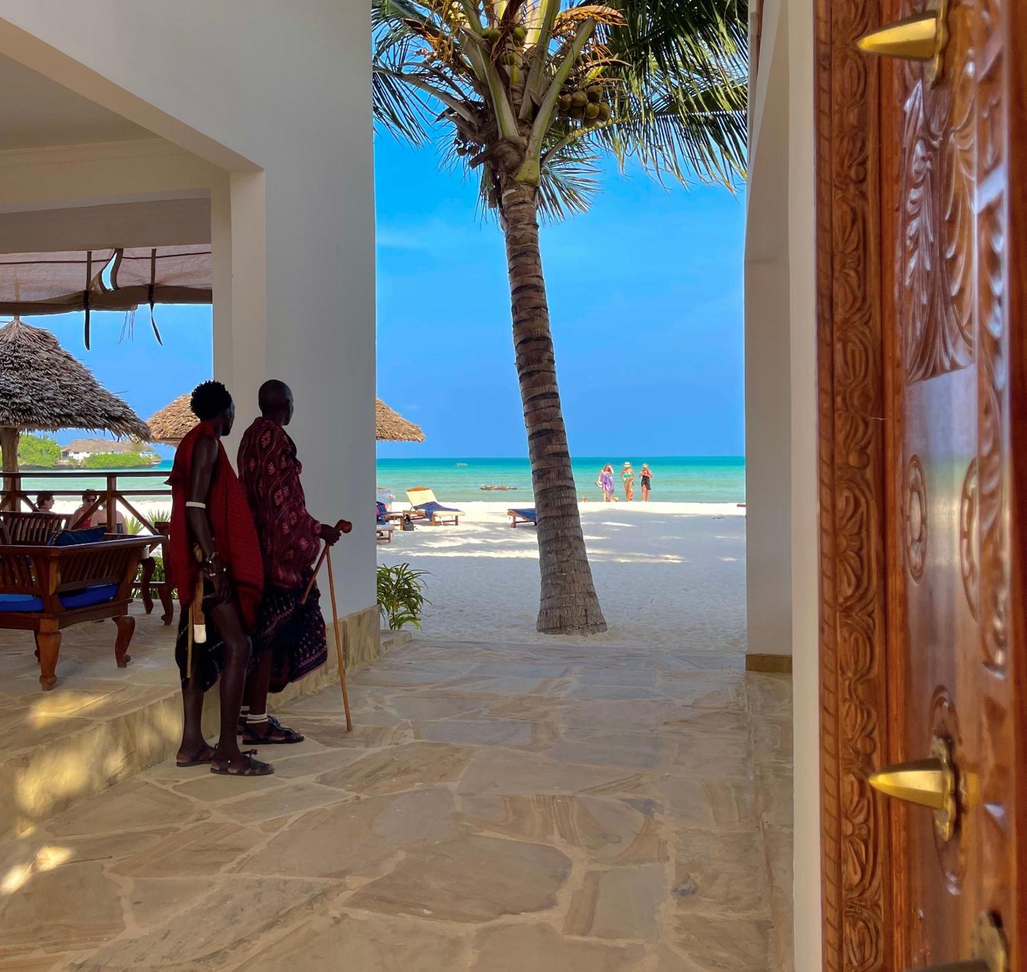 Karibu Beach Resort Pongwe Luaran gambar