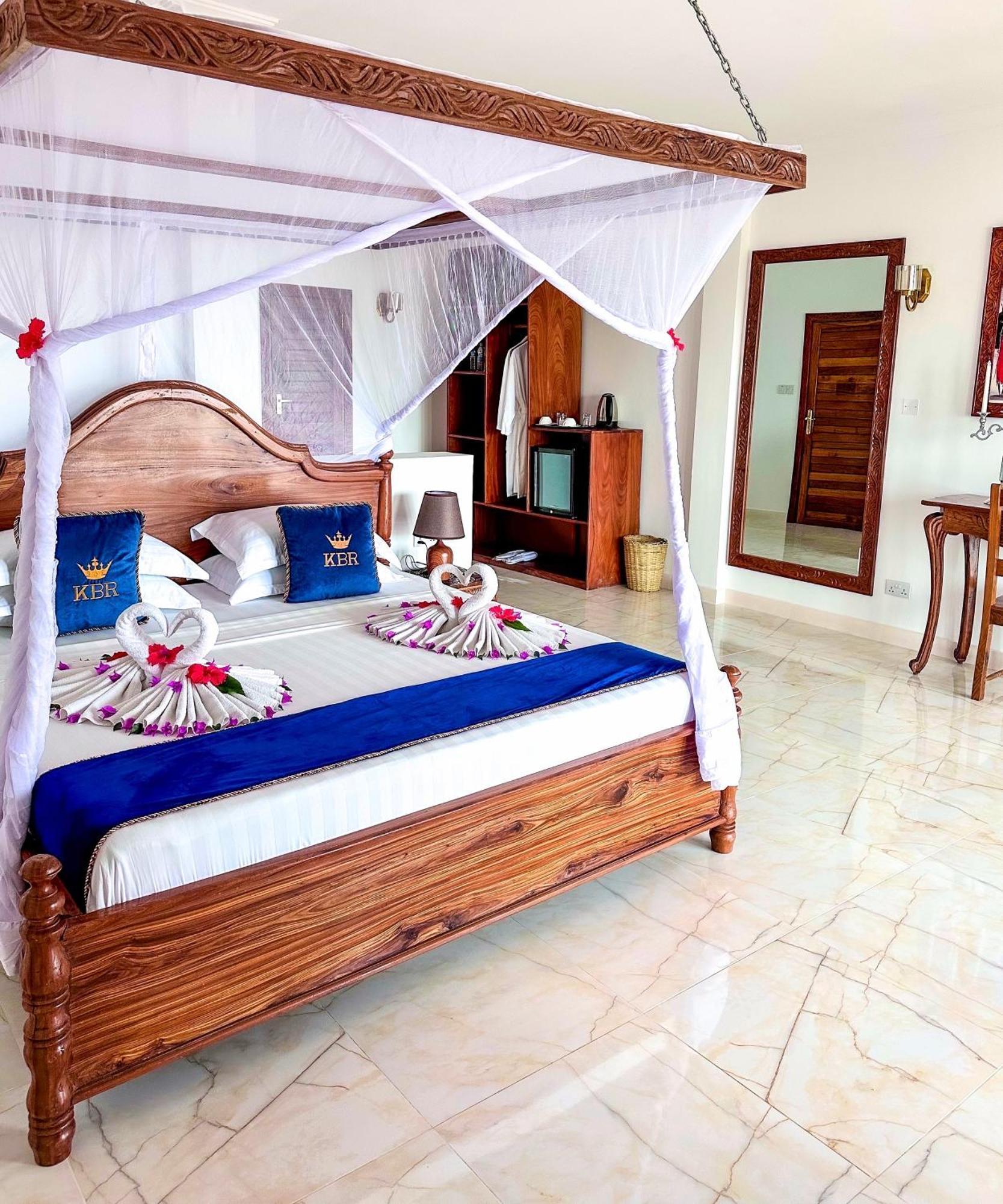 Karibu Beach Resort Pongwe Luaran gambar