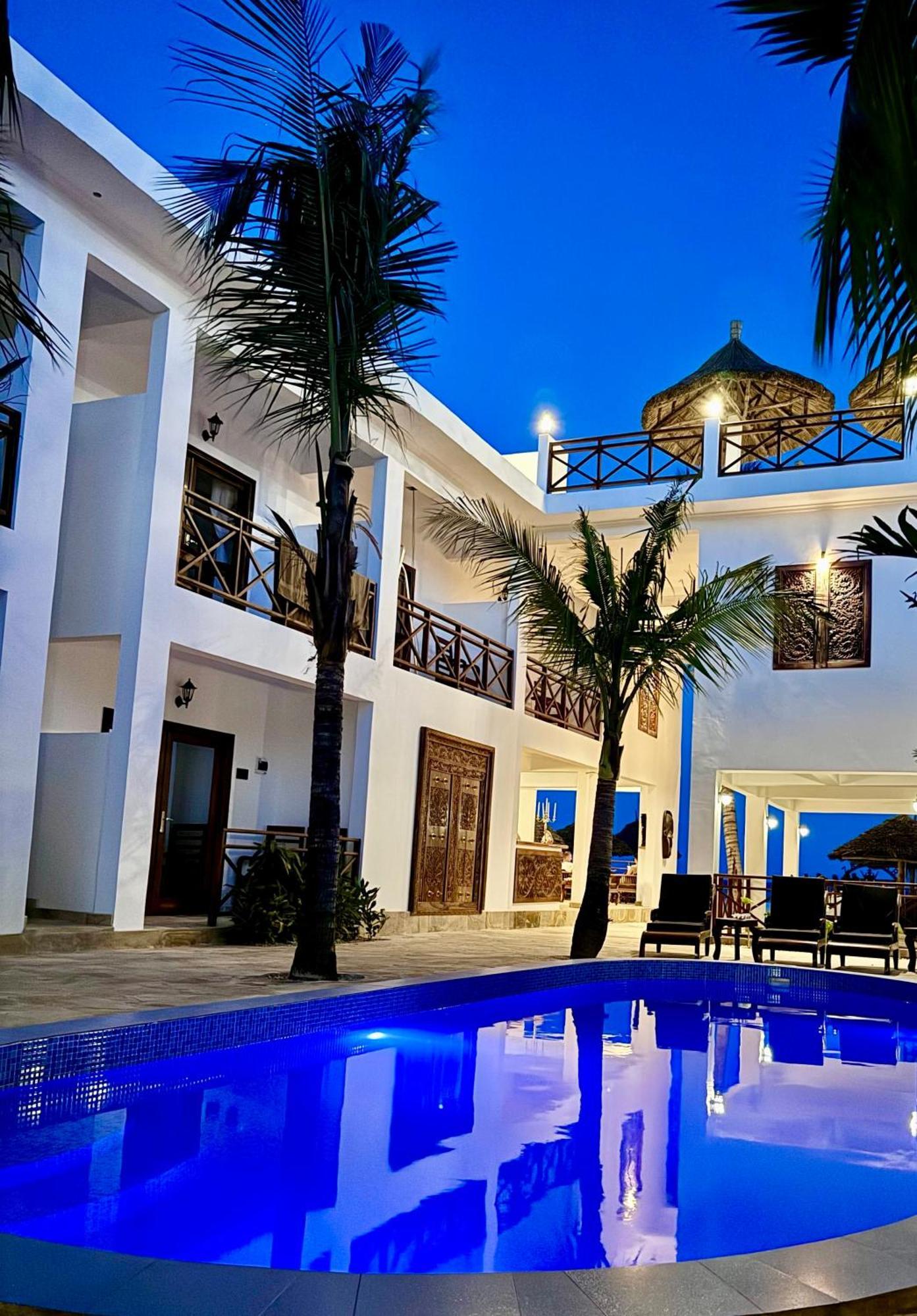Karibu Beach Resort Pongwe Luaran gambar