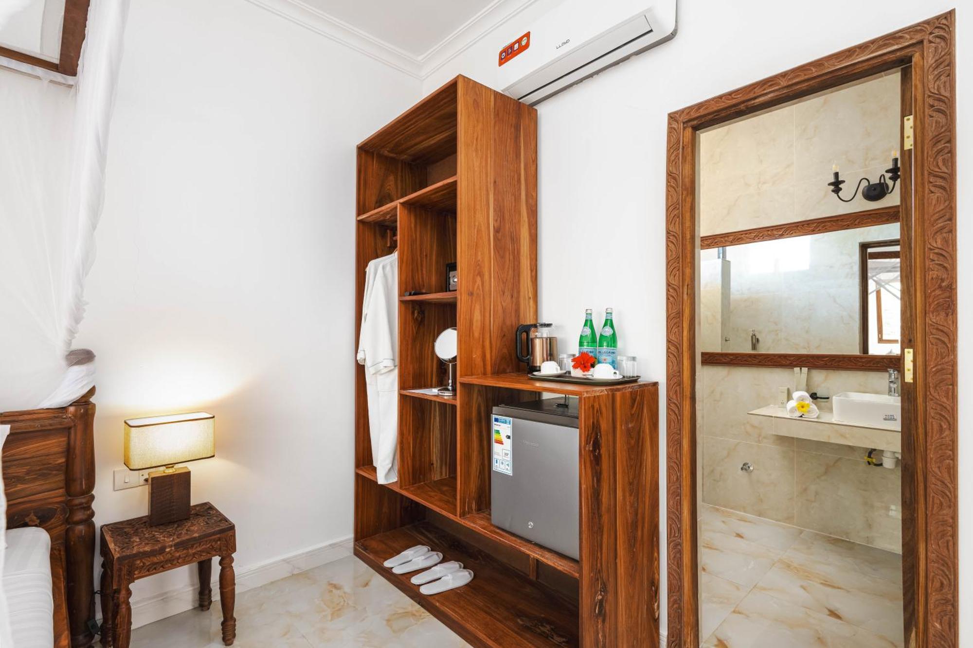 Karibu Beach Resort Pongwe Luaran gambar